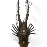 A GROUP OF FOUR BRONZE MODELS OF CRUSTACEANS - фото 17