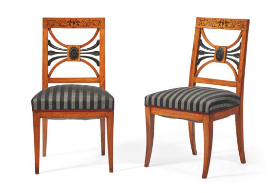 A PAIR OF AUSTRIAN INLAID FRUITWOOD AND EBONIZED SIDE CHAIRS - photo 1