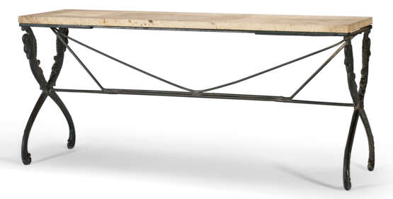 A TRAVERTINE MARBLE AND BRONZE SIDE TABLE - Foto 1