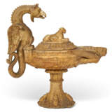AN ITALIAN GIALLO ANTICO MARBLE AND COMPOSTION OIL LAMP - Foto 11