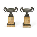 A PAIR OF ITALIAN BRONZE AND GIALLO ANTICO MARBLE TAZZE - photo 3
