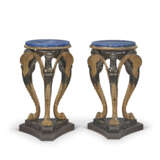A PAIR OF GILT AND PATINATED METAL, FAUX LAPIS LAZULI-PAINTED TRIPOD PEDESTALS - фото 5