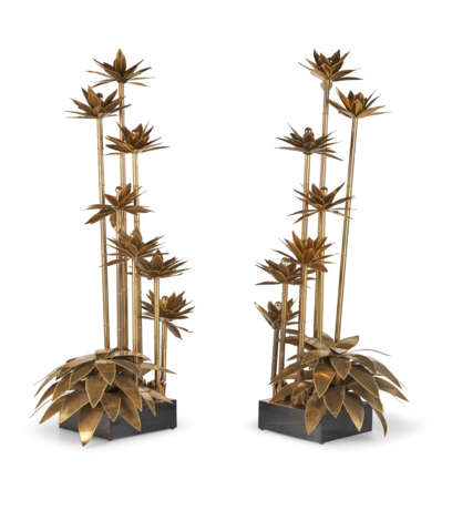 A PAIR OF FRENCH BRASS PALM TREE TORCHERES - Foto 1