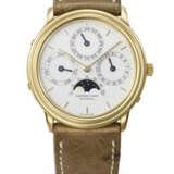 AUDEMARS PIGUET. AN ELEGANT 18K GOLD AUTOMATIC PERPETUAL CALENDAR WRISTWATCH WITH MOON PHASES - photo 1