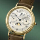 BREGUET. AN ELEGANT 18K GOLD AUTOMATIC PERPETUAL CALENDAR WRISTWATCH WITH MOON PHASES AND LEAP YEAR INDICATION - photo 2