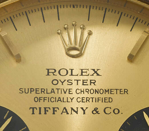 ROLEX. AN IMPORTANT AND EXTREMELY WELL PRESERVED 14K GOLD CHRONOGRAPH WRISTWATCH WITH BRACELET - photo 3