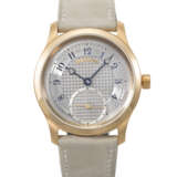 J.N. SHAPIRO. A HIGHLY ATTRACTIVE 18K PINK GOLD WRISTWATCH WITH HAND GUILLOCHE DIAL - Foto 1