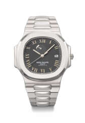 PATEK PHILIPPE. AN EXTREMELY RARE STAINLESS STEEL AUTOMATIC WRISTWATCH WITH SWEEP CENTRE SECONDS, DATE, POWER RESERVE AND BRACELET