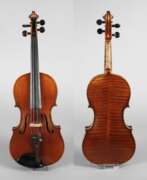 Musical instruments. Violine im Etui