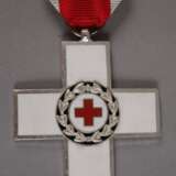 Ehrenzeichen des Deutschen Roten Kreuzes - фото 2