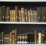 Konvolut Bücher aus einer Klosterbibliothek - фото 3