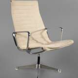 Charles & Ray Eames Sessel EA112 - фото 1