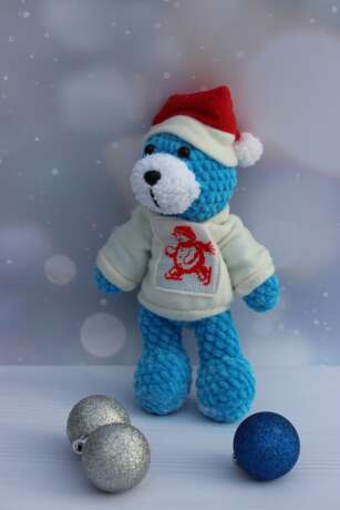 “Christmas bear” Textile Hand-knitted Mythological 2018 - photo 3