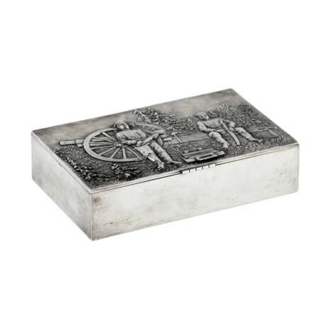 Массивная, серебряная коробка для сигар. Слава русского оружия. 2 Московская артель.20 век - photo 2