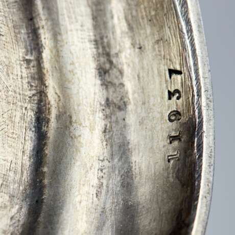 Robert Harper. Грандиозный, серебряный кувшин для воды с позолотой. London 1876. - photo 11