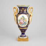 Фарфоровая ваза в стиле ампир. Le Tallec. Франция, 20 век. - Foto 3