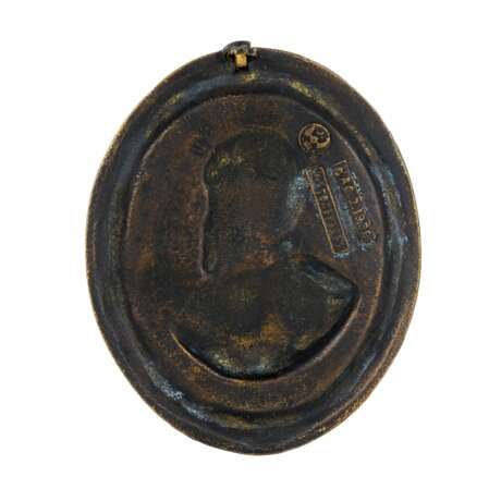 Каслинский медальон Александр III. - фото 5
