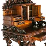 Великолепный резной стол-бюро в стиле барочной неоготики. Франция 19 век. - фото 4