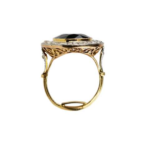 Золотое, с платиной кольцо с сапфиром и бриллиантами. - photo 5
