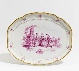 Oval plate with Watteau scene