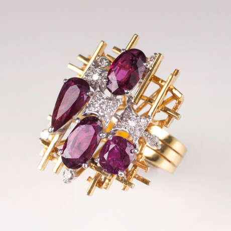 Außergewöhnlicher Vintage Rubin-Diamant-Ring. - фото 1