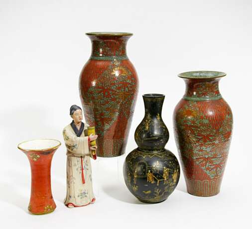 Vier Vasen und eine Chinesin mit Wackelkopf - photo 1