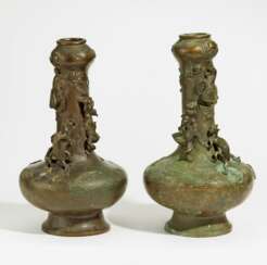 Paar Knoblauch-Vasen mit Drachen und Phönixen