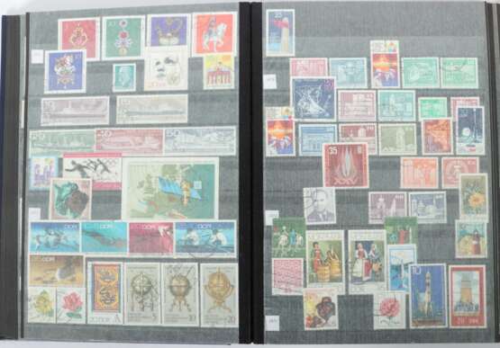 10 Briefmarkenalben umfangreiche internationale Sa… - photo 7