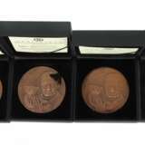 4 x Hochrelief-Medaillen 2012, zum Andenken an Mar… - photo 1