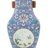 Floral bemalte Vase China, Porzellan/Emaillefarben… - photo 1
