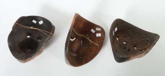 Drei Wayang Topeng Masken Java/Indonesien, Holz ge… - фото 2
