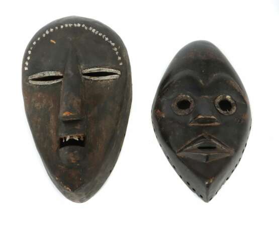 Zwei Masken der Dan Elfenbeinküste/Liberia, 1 Mask… - photo 1