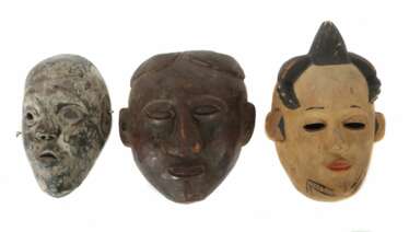 Drei afrikanische Masken 1 Maske wohl Nigeria, hel…
