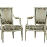 Paar Louis XVI-Fauteuils Frankreich, um 1775, jewe… - фото 1