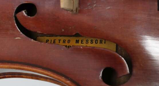 Geige auf inneliegendem Zettel bez.: Pietro Messor… - фото 4