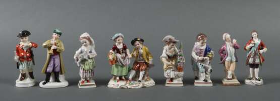 8 variierende Porzellanfiguren 4x Sitzendorf, Thür… - photo 1