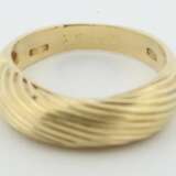 Gelbgoldring Italien, Gelbgold 750, flache, leicht… - photo 2