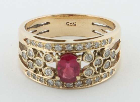 Außergewöhnlicher Rubin-Diamantring Gelbgold 585,… - photo 2