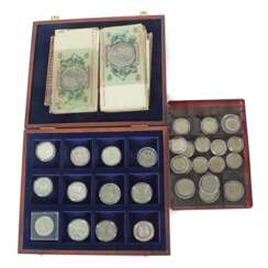 Kleine Sammlung Münzen & Geldscheine 8 DM-Münzen &…