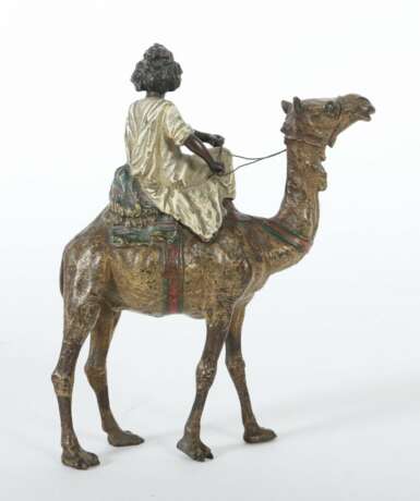 Orientale auf Kamel Wiener Bronze, um 1900, Bronze… - photo 2