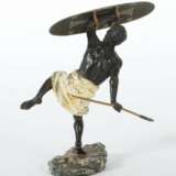 Afrikanischer Krieger Wiener Bronze, um 1900, Bron… - Foto 3