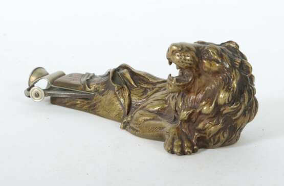 Löwe als Zigarrenschneider Wiener Bronze, um 1900,… - photo 2