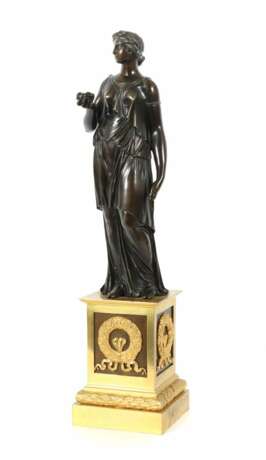 Bildhauer des 19./20. Jh. ''Aphrodite'', Bronze pa… - Foto 1