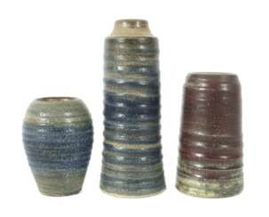 3 Vasen mit geriffelter Wandung Mobach & Co., Utre…