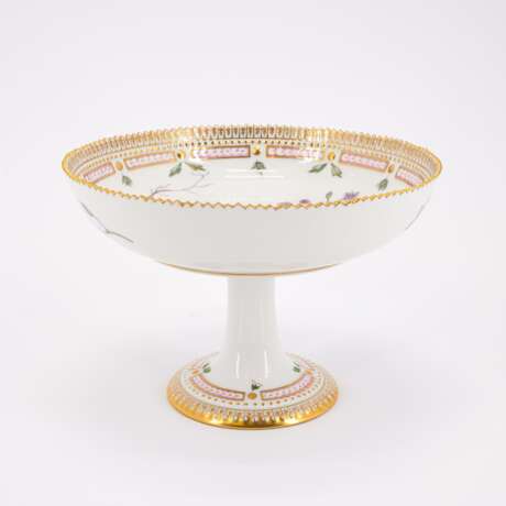 95 PIECES FROM A 'FLORA DANICA' DINING SERVICE - Foto 10