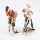 FOUR LARGE PORCELAIN COUPLES FROM THE COMMEDIA DELL'ARTE - photo 4