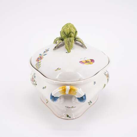 FAIENCE TUREEN WITH ARTICHOKE KNOB AND "FLEURS DES INDES" - Foto 4