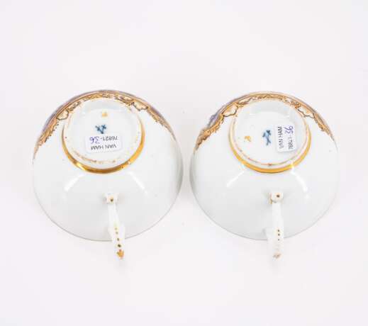TWO PORCELAIN CUPS AND SAUCERS WITH LANDSCAPE CARTOUCHES - фото 6