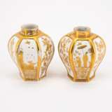 TWO PORCELAIN TEA CADDIES WITH GOLDEN CHINOISERIES - Foto 3