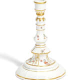 PORCELAIN CANDELABRA WITH KAKIEMON DECOR - фото 1